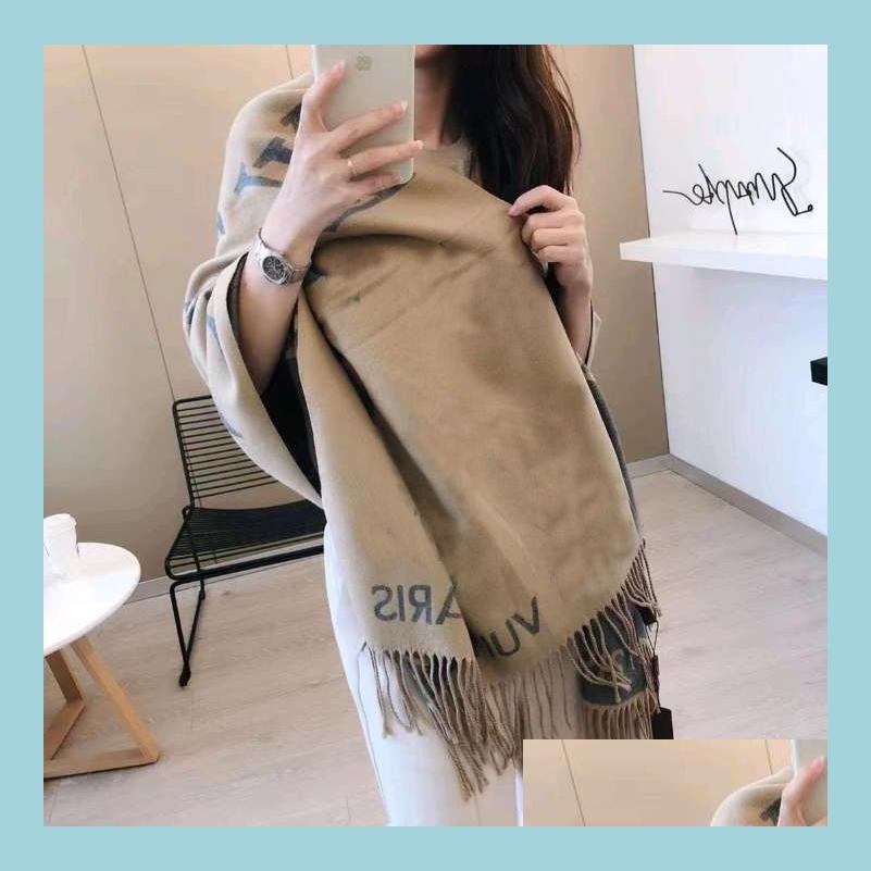 

Scarves 2022 New Luxury V Scarf Cashmere Thick Shawl Women Long Winter Wram Pashmina Wraps Hijab With Tassel Bufanda Foard Drop Deli Dhtt5