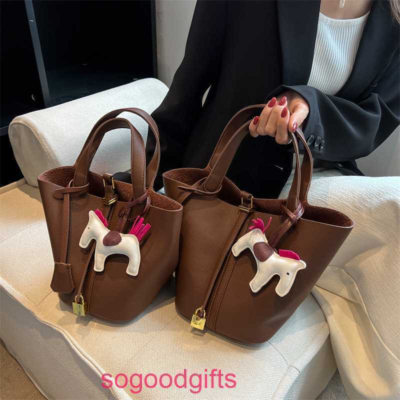 

H Handbag Designers Bags Women's Picotn Lock Handbags Tote Bag Girl 2023 New Style Vegetable Basket Fashion Large Capacity Pn Pja9, Black large size