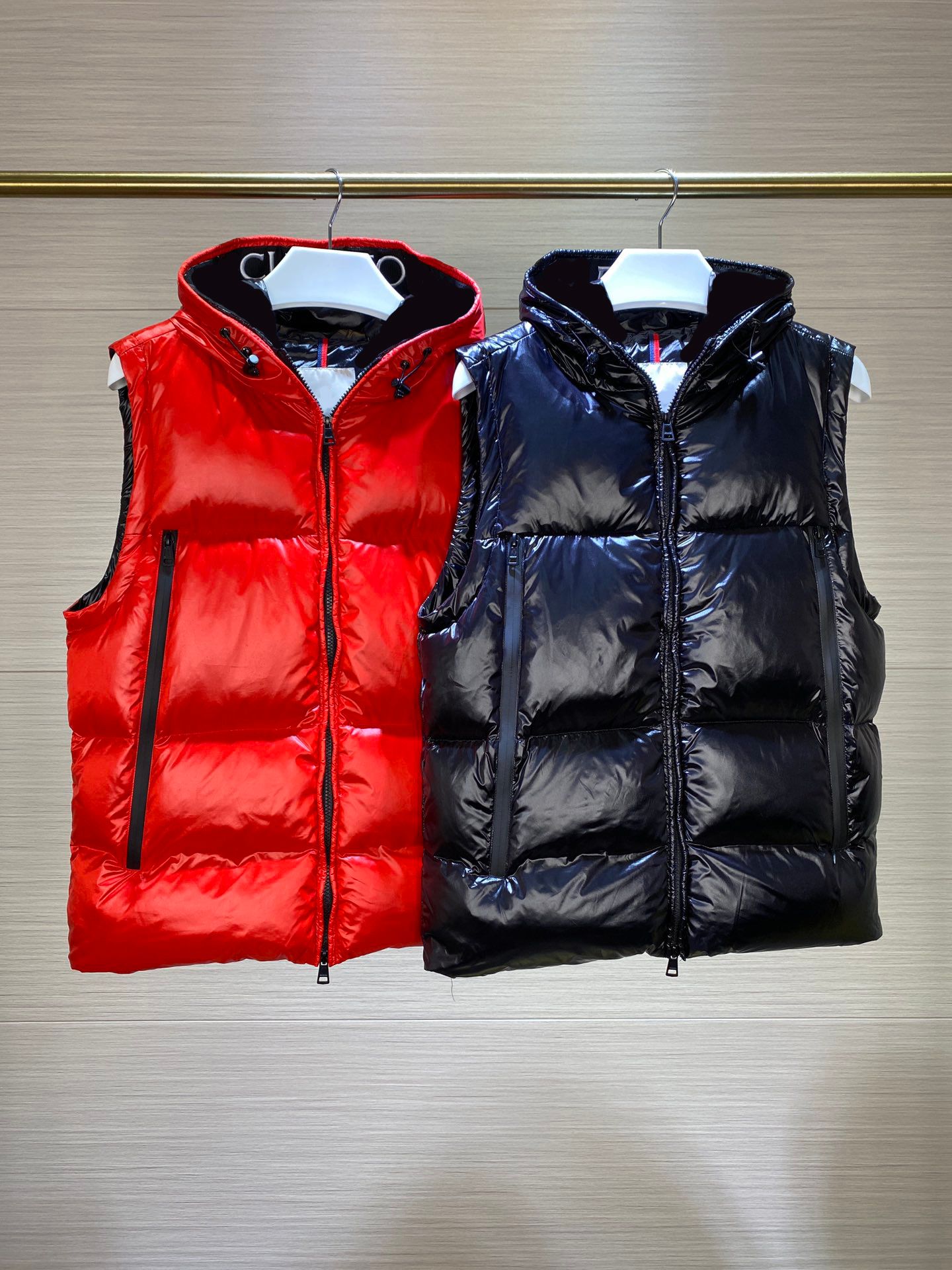 

designer men's down jacket vest embroidered badge women's winter printing letter warm puffer vest size 1/2/3/4/5, Price difference