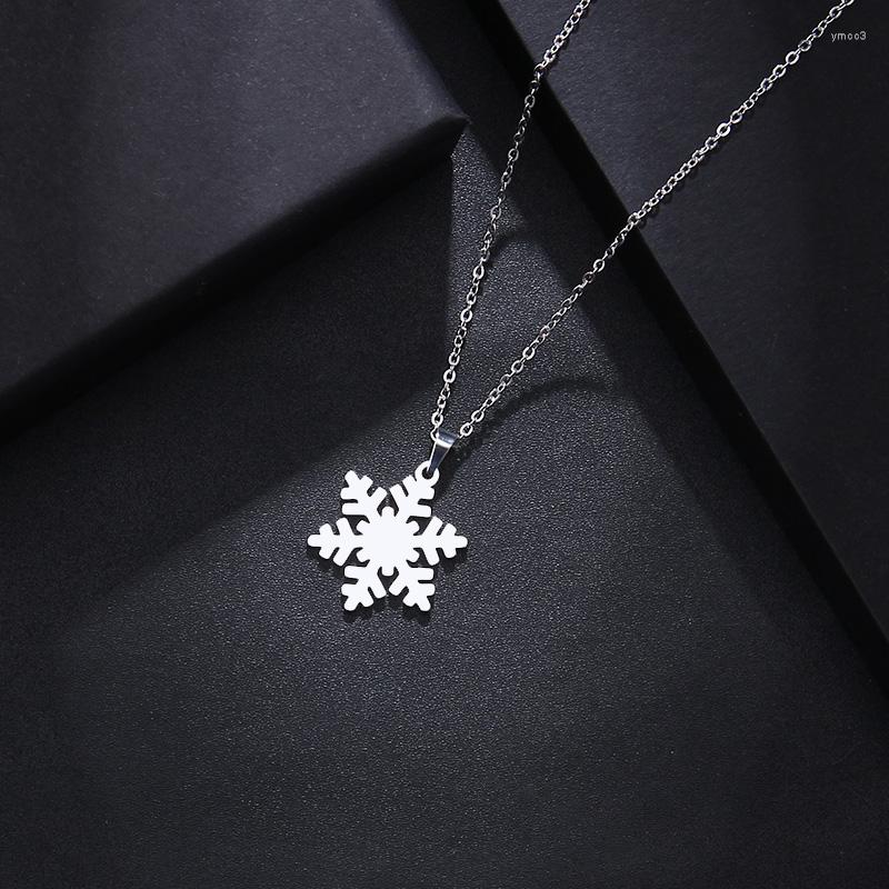 

Pendant Necklaces 12PC Luxury Silver Color Snowflake Necklace Snow Flower Chain Jewelry For Women Friiends Wedding Gifts