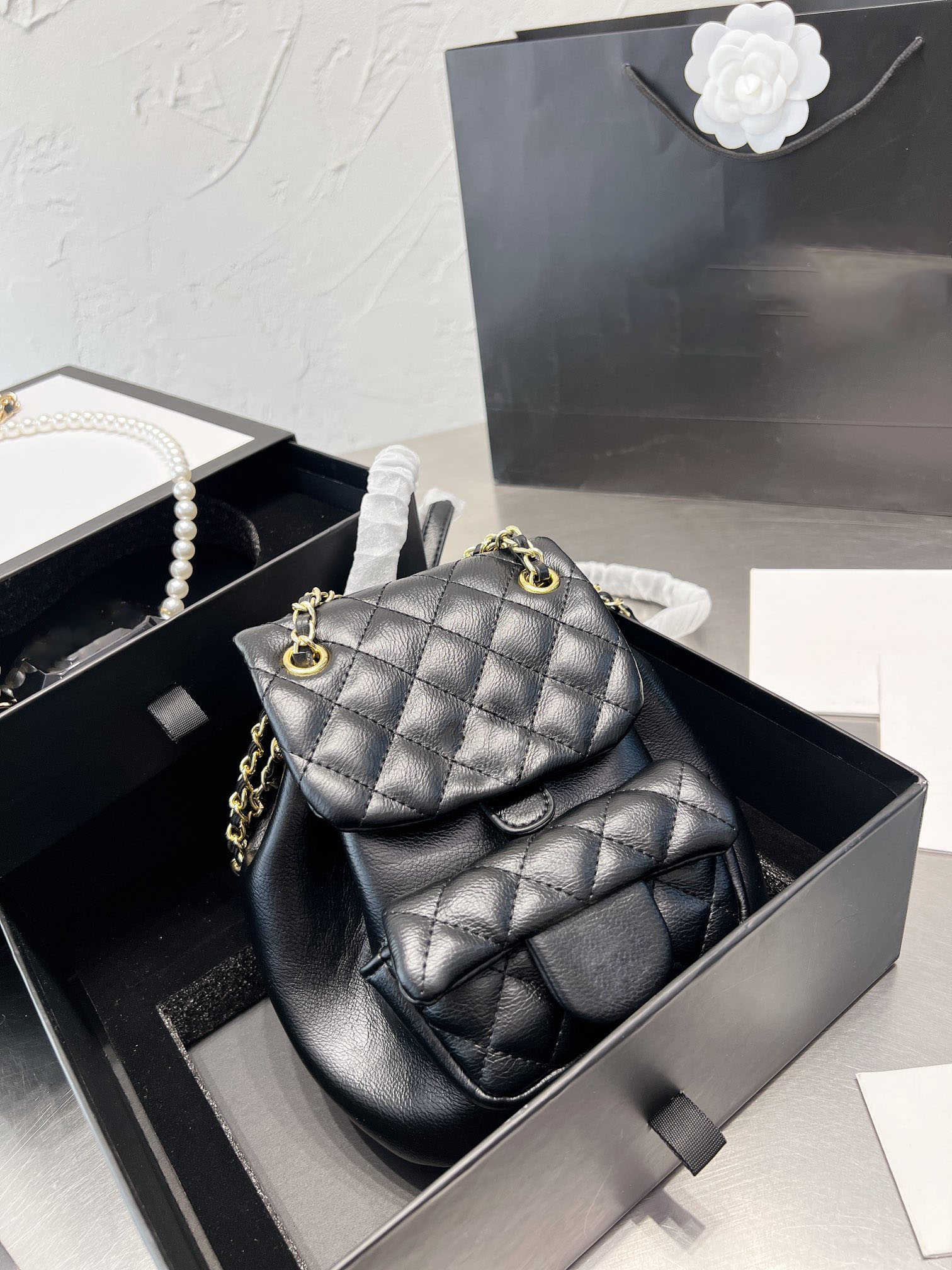 

2022 fashion backpack designer bags Luxury women shoulder bag handbag purse crossbody bag pearl adjustable long and short gold ball chain, Box