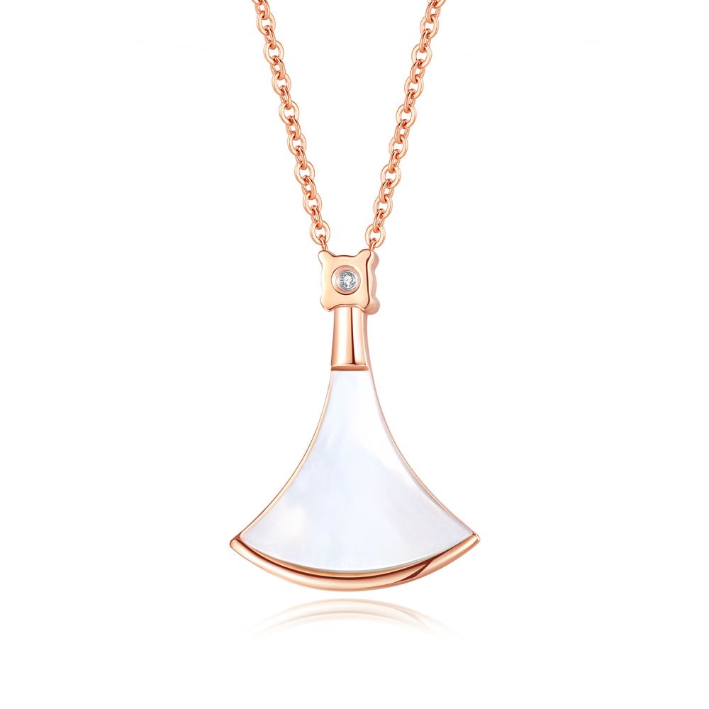 

designer necklace jewellery four leaf clover necklaces diamond Clavicle chain Titanium steel Gold-Plated Never Fade Not Cause Allergic; Store/21621802 Model BTD38