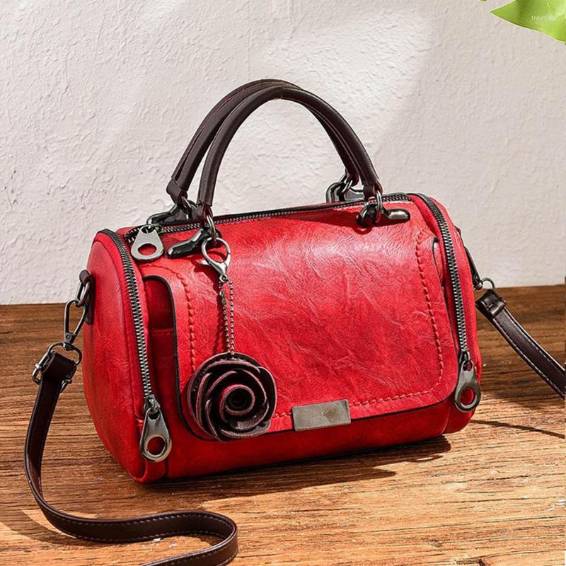

Evening Bags 2022 Luxury Women's Shoulder Bag Flowers Pendant Handbag For Women PU Leather Messenger Vintage Ladies Boston, Black