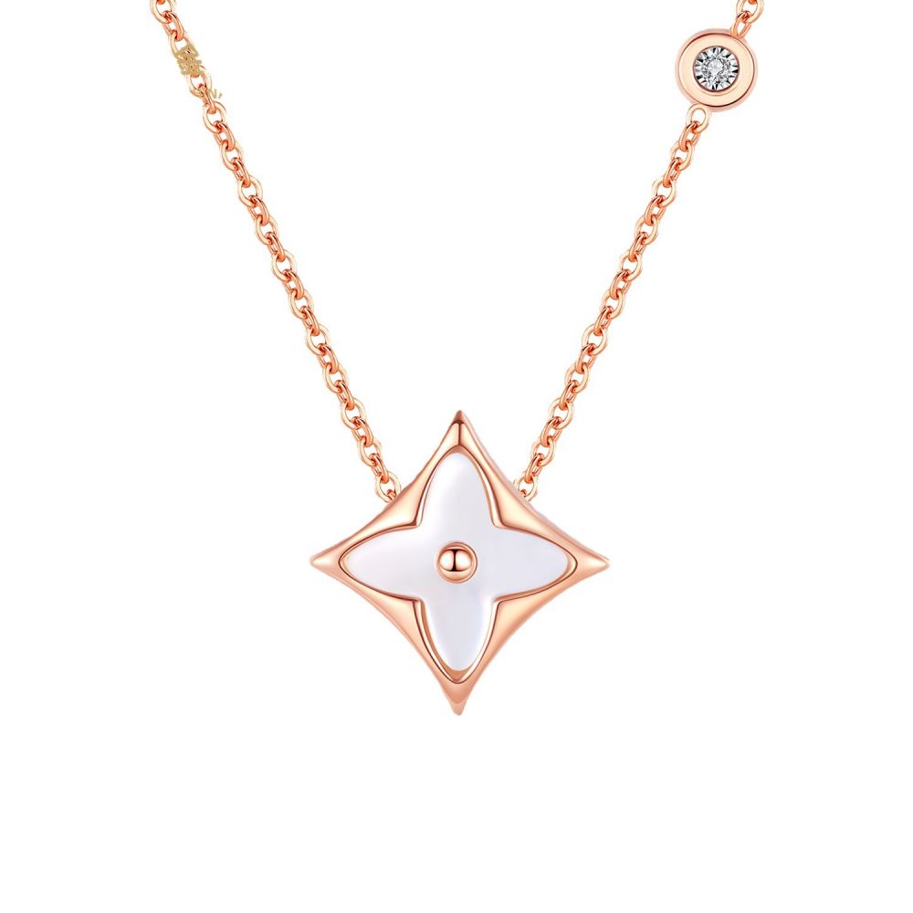 

designer necklace jewellery four leaf clover necklaces diamond Clavicle chain Titanium steel Gold-Plated Never Fade Not Cause Allergic; Store/21621802 Model BTE24