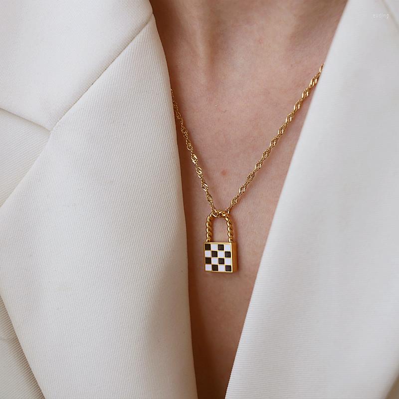 

Chains Checkerboard Color Lock Necklace For Women Christmas Gift 2022 Punk Gold Chunky Chain Vintage Padlock Pendant Necklaces Jewelry