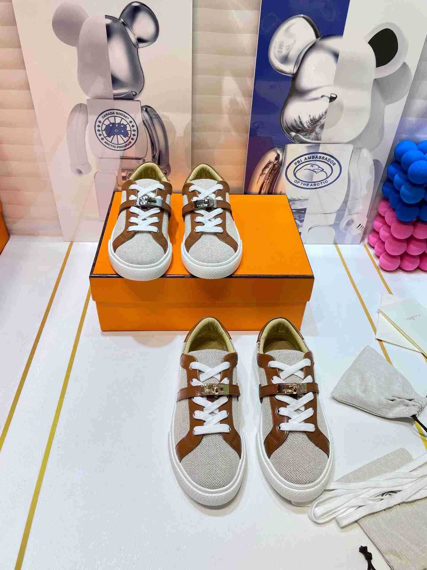 

Sandals Leather Beach Shoes Slippers Sandals Loafers Mules 2023 with Padded New Hook and Loop Fastener Platform with Heat Seal, 04