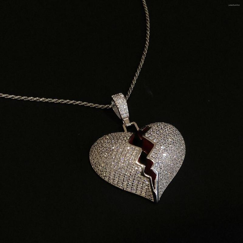 

Pendant Necklaces Hign Street Luxury Sense Retro Couple 925 Silver Necklace Zircon Diamond-studded Hip Hop Heartbreak Kid Jewely