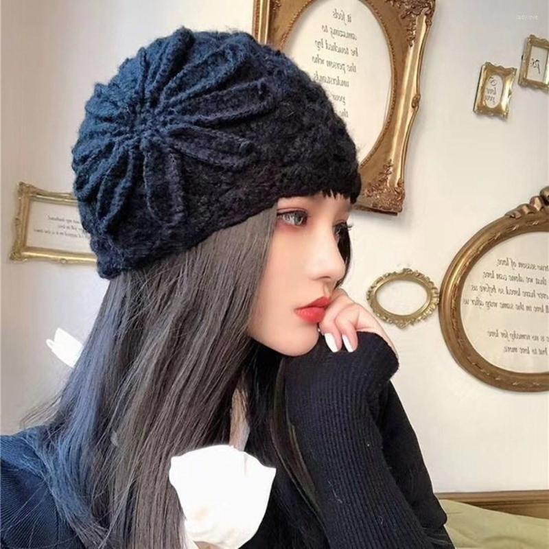 

Berets Autumn And Winter Ladies Beret National Wind Handmade Knitted Woolen Hat Retro Elegant Flowers Warm Boinas De Mujer, White