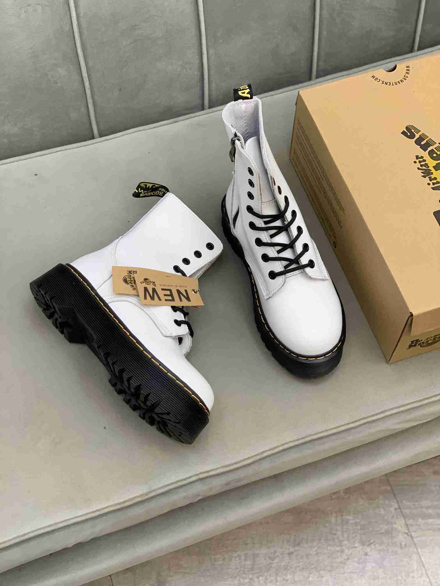 Designer Marten Boots Doctor 1461S Cuir lisse Oxford Hiver Chaussures Martens Half Boot Black White Womans Fashion Plateforme de mode Snow Boties