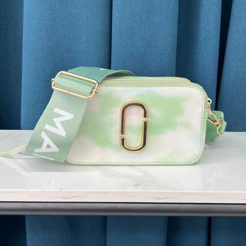 

Retail Women's Snapshot Camera Bag Fashion Cool Camera Bag Personality Shoulder Messager Bags Crossbody Handbag, Light blue