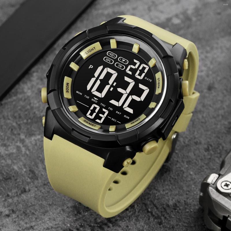 

Wristwatches SKMEI Fashion Sports Men's Digital Watch Three-Dimensional Dial 50M Waterproof Dual Time Countdown Multifunctional, Yellow