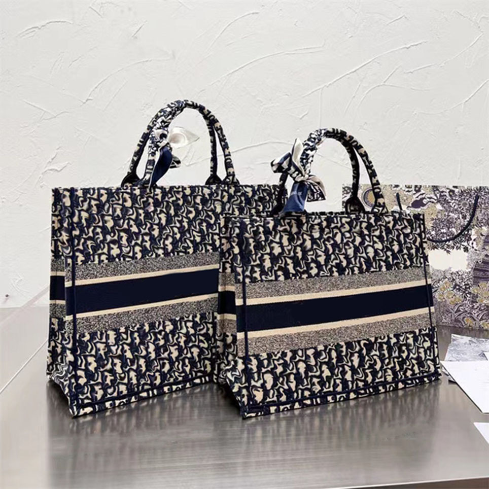 

Designer Totes Fashion Woman Bag Canvas Screen Print Luxury Black Letter Handbags Design Shoulder Bags lady Cowboy Purse 41cm 36cm, No sale separately