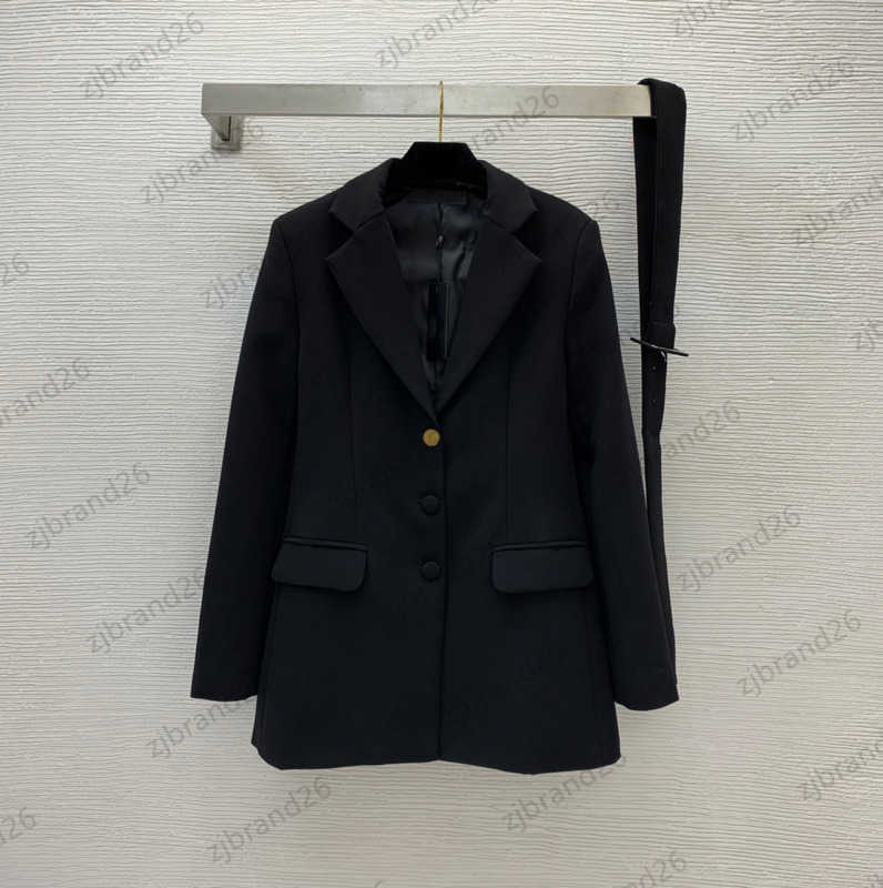 

Jackets Womens Custom Metal Buttons A Belted Waist Flap Pockets Suit Coats Medium Length Shoulder Pads Skirt Outerwear Designer Fashion Women Clothing 1970