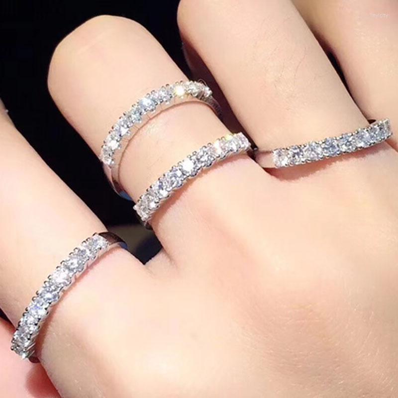 

Wedding Rings For Women Micro-inlaid Zircon Shiny Simplicity Finger Ring White Gold Color Wholesale Jewelry Girls Gift KAR238