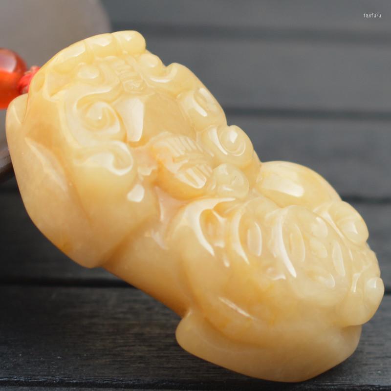 

Pendant Necklaces Drop Yellow Pixiu Necklace Natural Stones For Men&Women Amulet Lucky Chain Accessories Fashion Jades Jewelry