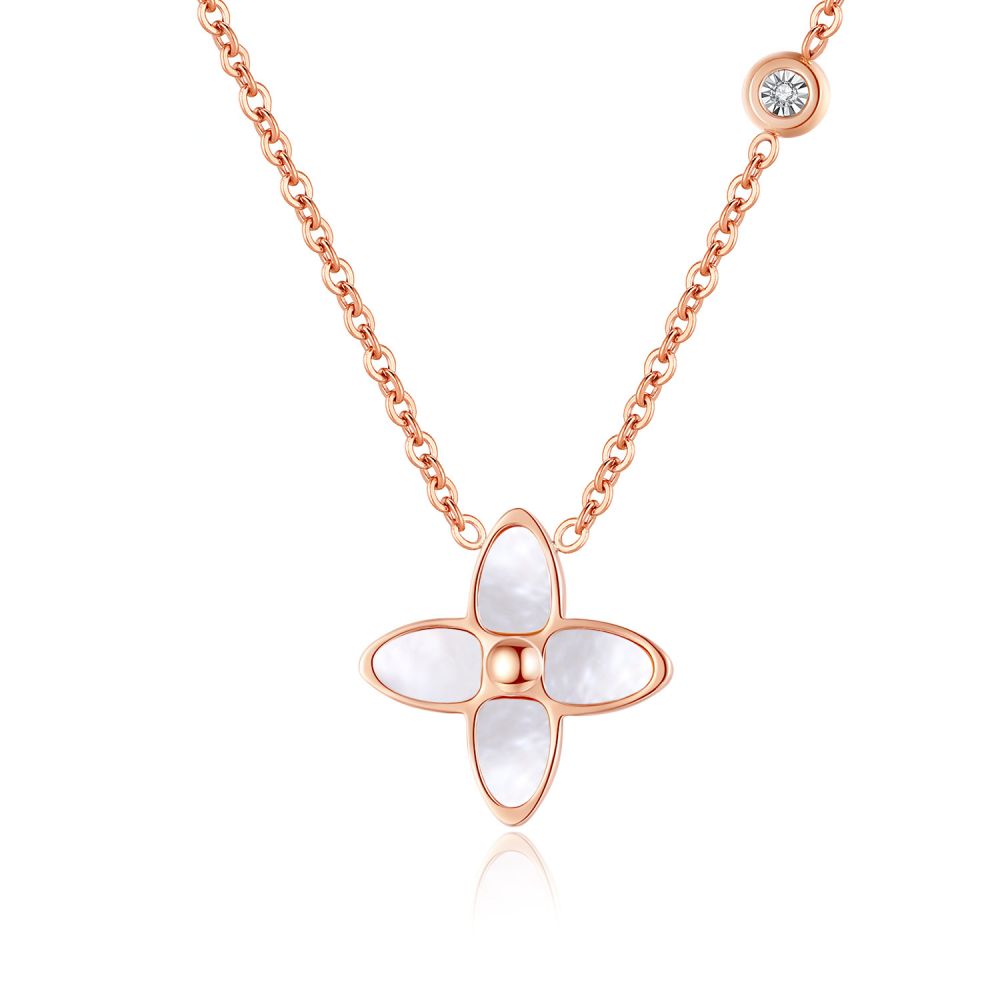 

designer necklace jewellery four leaf clover necklaces diamond Clavicle chain Titanium steel Gold-Plated Never Fade Not Cause Allergic; Store/21621802 Model BTW20