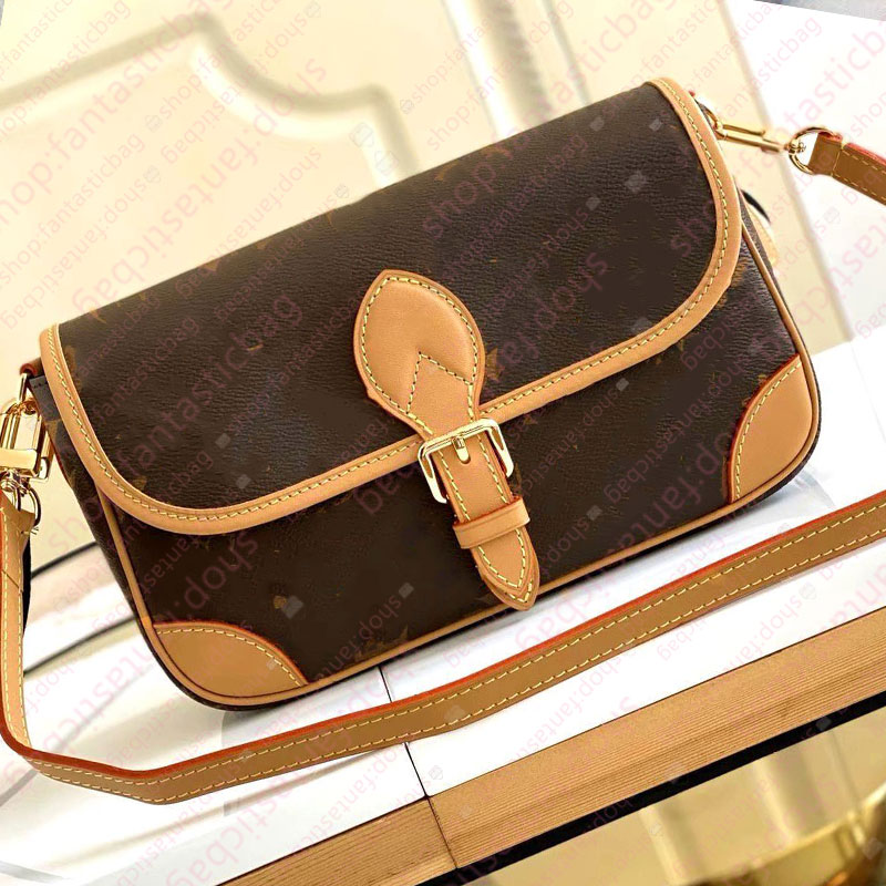 

The Fashion bag Designer Women Satchel Shoulder Clutch Cross body Luxury genuine leather hobo Shoulder Chain handbag Presbyopic Drawstring