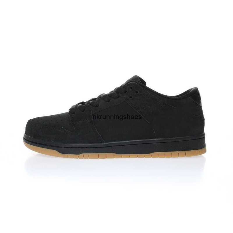 

High Skateboarding shoes Black Gum Manba Casual Basketball Men Women Sneakers Size39-45