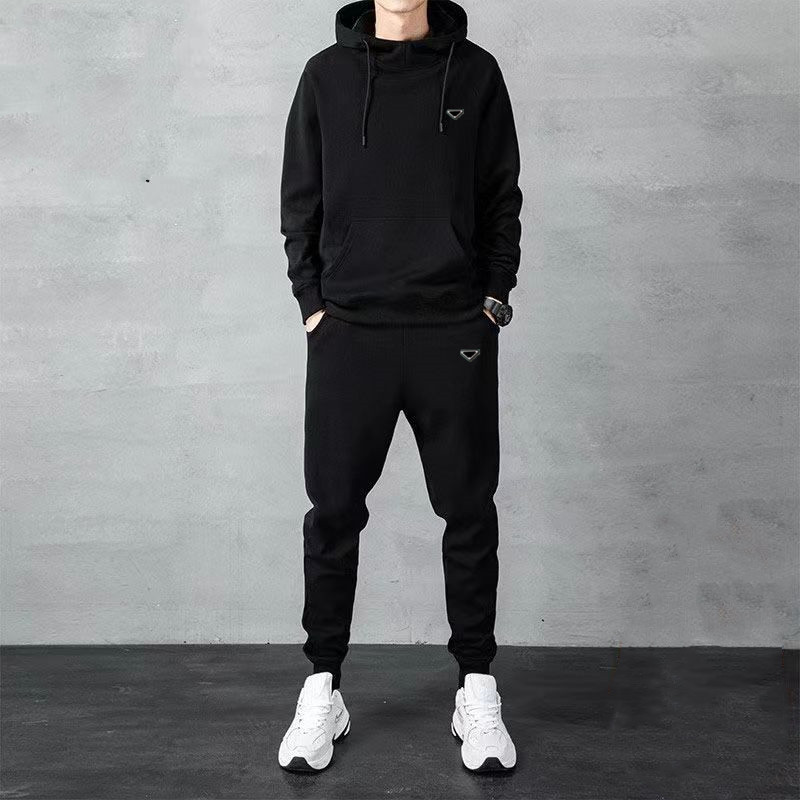 

Pra10 Designers New Mens Tracksuits Fashion Brand Men Suit Spring Autumn Men's Two-Piece Sportswear Casual Style Suits, Waiting for update