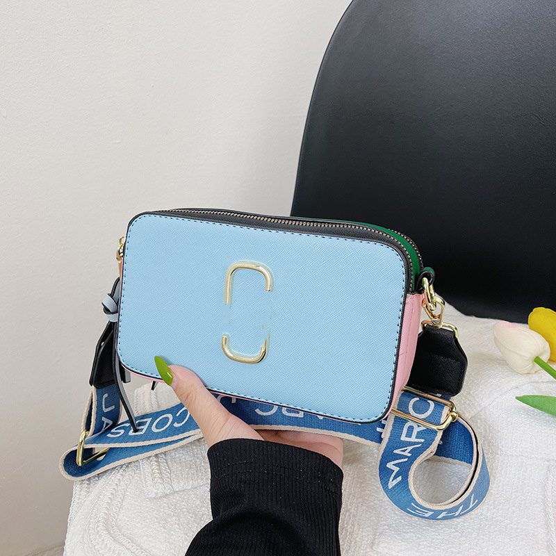

Retail Women Bags 2022 Contrast Color Small Square Trend Letter Single Shoulder Messenger Bag Vintage fashion crossbody niche camera bag handheld wallet gift, Ship with bag