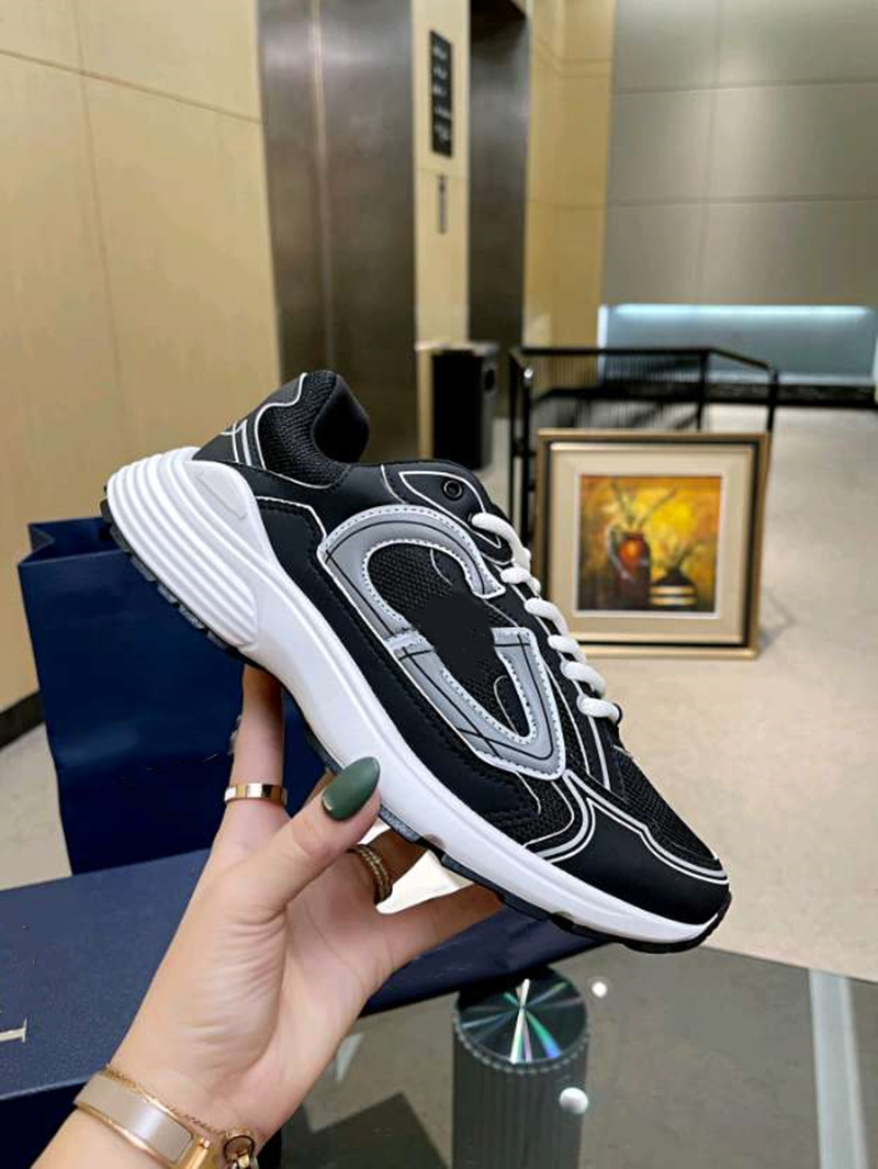 

2022 Authentic B30 Designers Outdoor Shoes Black Grey Yellow White Brown Beige Cream Olive Gray Men Women Sports Sneakers Trainers With Original box Size 36-47, 15