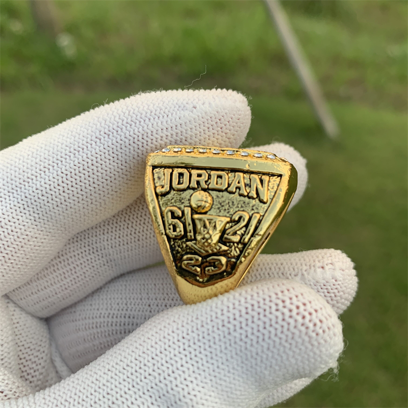 

1990-1991 chica go bulls championship ring 18k Gold Plated wholesale for men gift