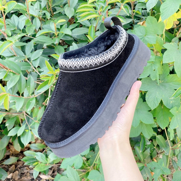 

2022 Women Snow Boot Designer Leather Lazy Fur Boots Thick Bottom Winter Platforms Slippers Black Maroon Tasman Shoes Slip-on Warm Ankle Taille ethnic Booties US4-13, Brown