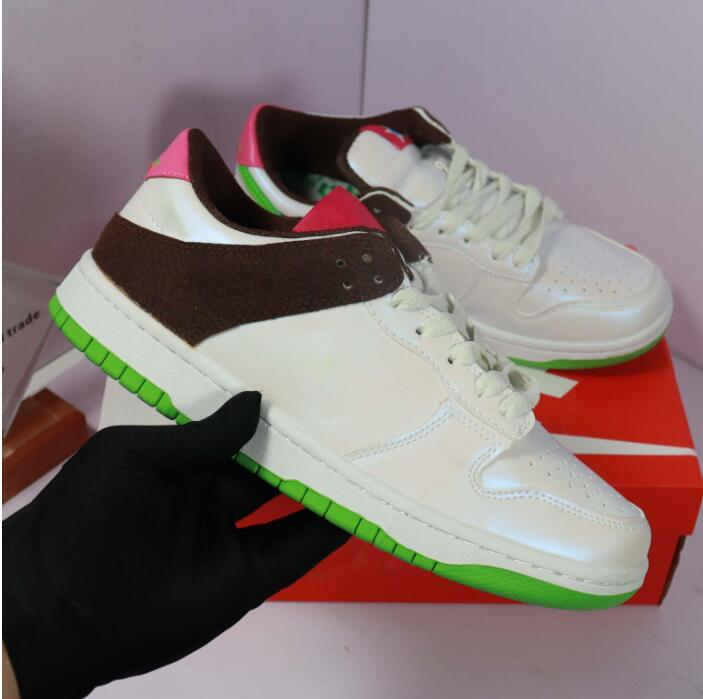 2022 Desinger Sneakers Brand Sneaker Designer Trainers Women Man Casual Shoes Real Leather Gold Ace Slides Triple Slippers Sandals Boots9
