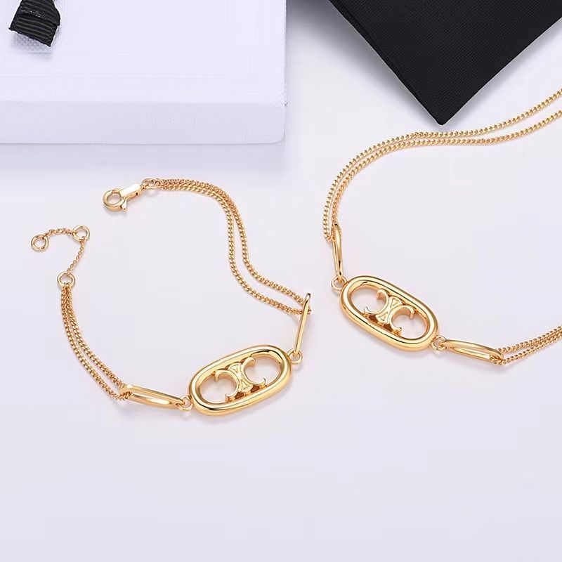 bracelet necklaces designer jewelry 2022 new double pig nose necklace light luxury vintage clavicle chain