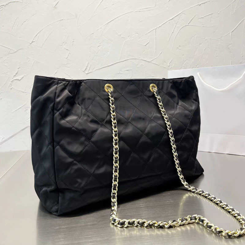 

the tote bag designer totes bags classic chain handbags nylon travel shopping bags Casual Shoulder Purses Solid Color handbags 221202, Pbag black