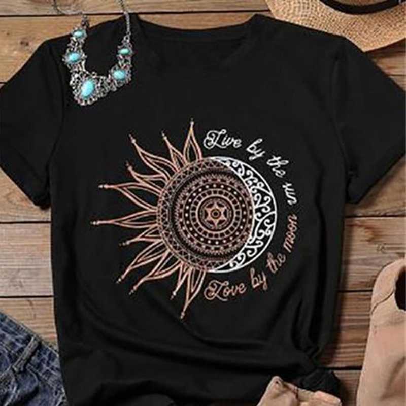 

Mystery Box T Shirt Women Flower Print Graphic Tee Kawaii Top Casual Female Clothes Y2k Tops April Fools Gift Random Lucky Tees