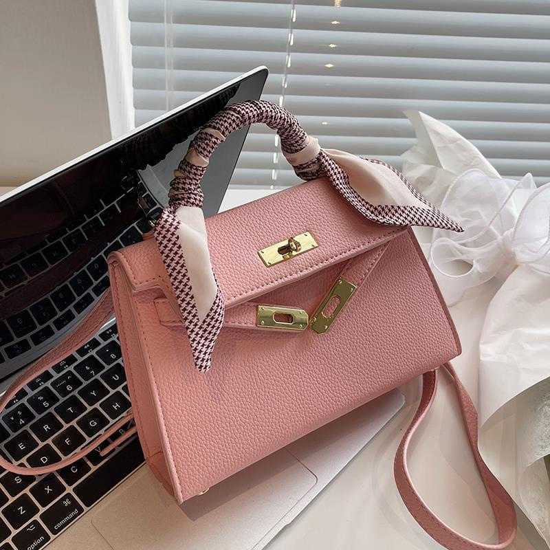 

Luxury famous women's shoulder bags fashion cosmetic bag Totes crocodile h home handbags designed by famous designer Cross body purses Hobo Clutch Bags wallet WLTV, Yellow