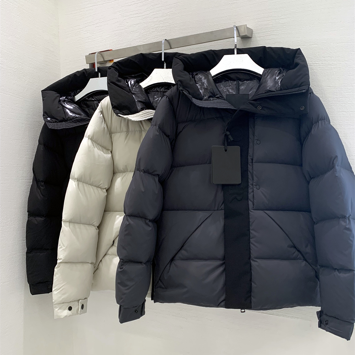 

Mens black puffer jacket down parkas clothes padded quality coats outdoor keep warm outerwear cold protection badge decoration plus size 3XL Christmas Womens coat, Earth