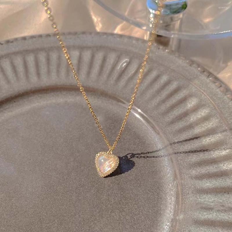 

Chains Trendy Fine Zircon Heart Colorful Shaped Pendant Chain Necklace For Women Shiny Wedding Party Birthday Gift Jewelry Accessories
