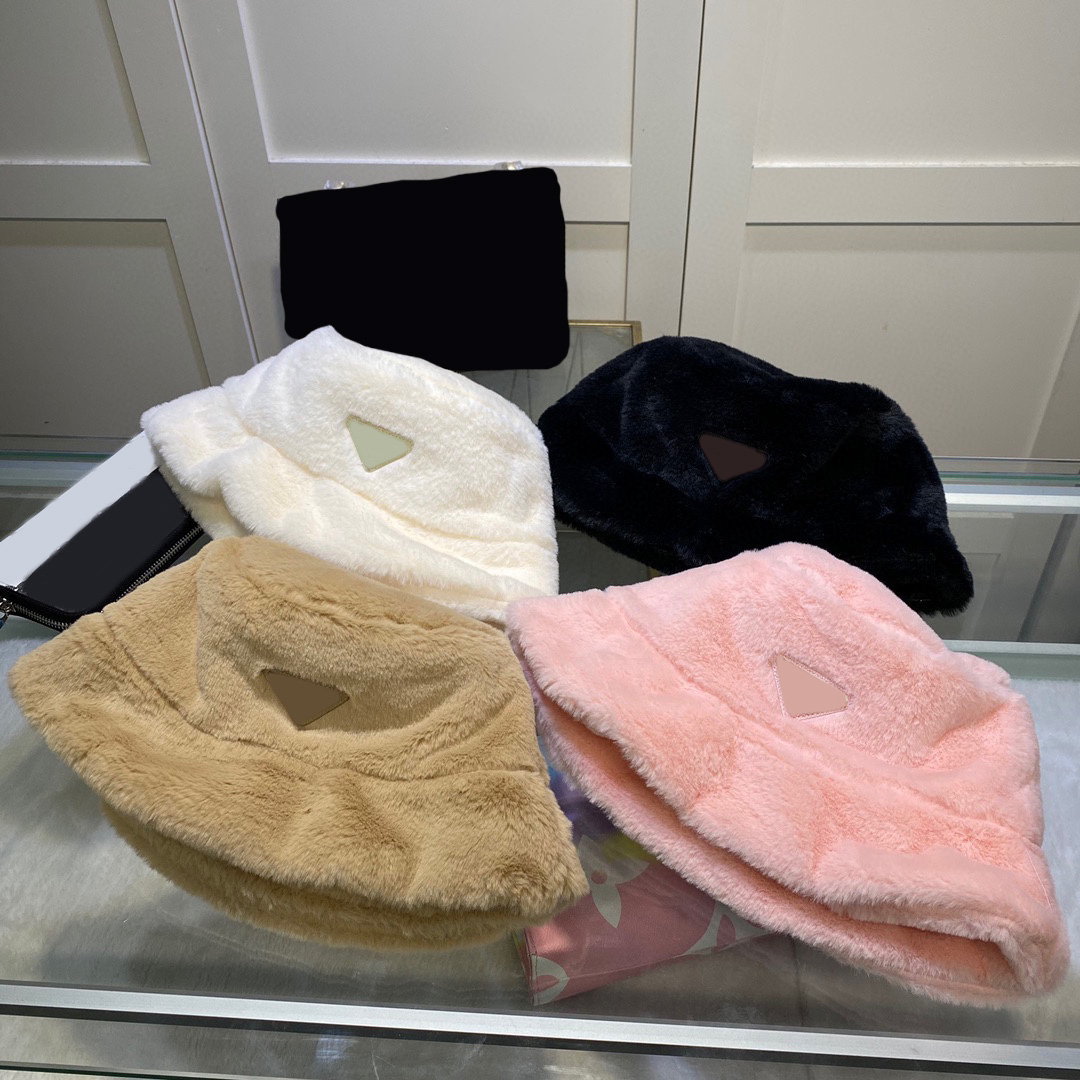 

designer beanie beanies Womens winte hat P home Mens Fisherman hat Triangle badge Winter Warm color black white Pink