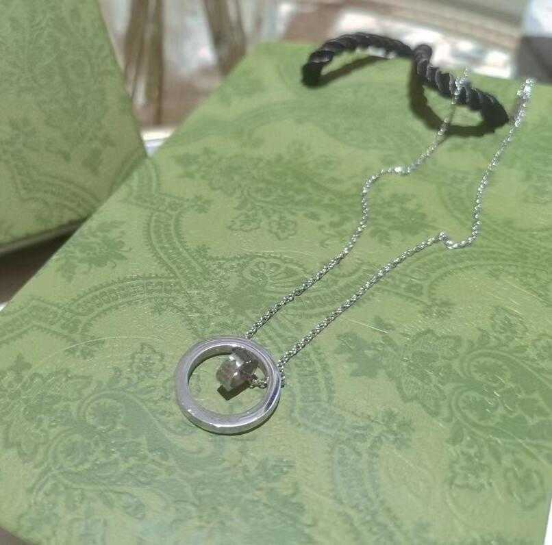 

Luxury Circle Pendant Necklaces Men Womens Titanium Steel Necklaces Fashion Couples Jewelry Accessories Women Simple Gift Jewellery Hip-hop