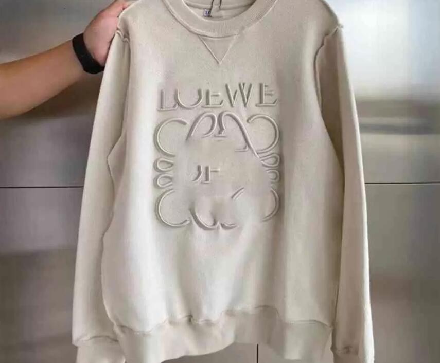 

2023 new Lo Luojia chest embroidered sweater three-dimensional couple's same round neck Pullover oversize, White