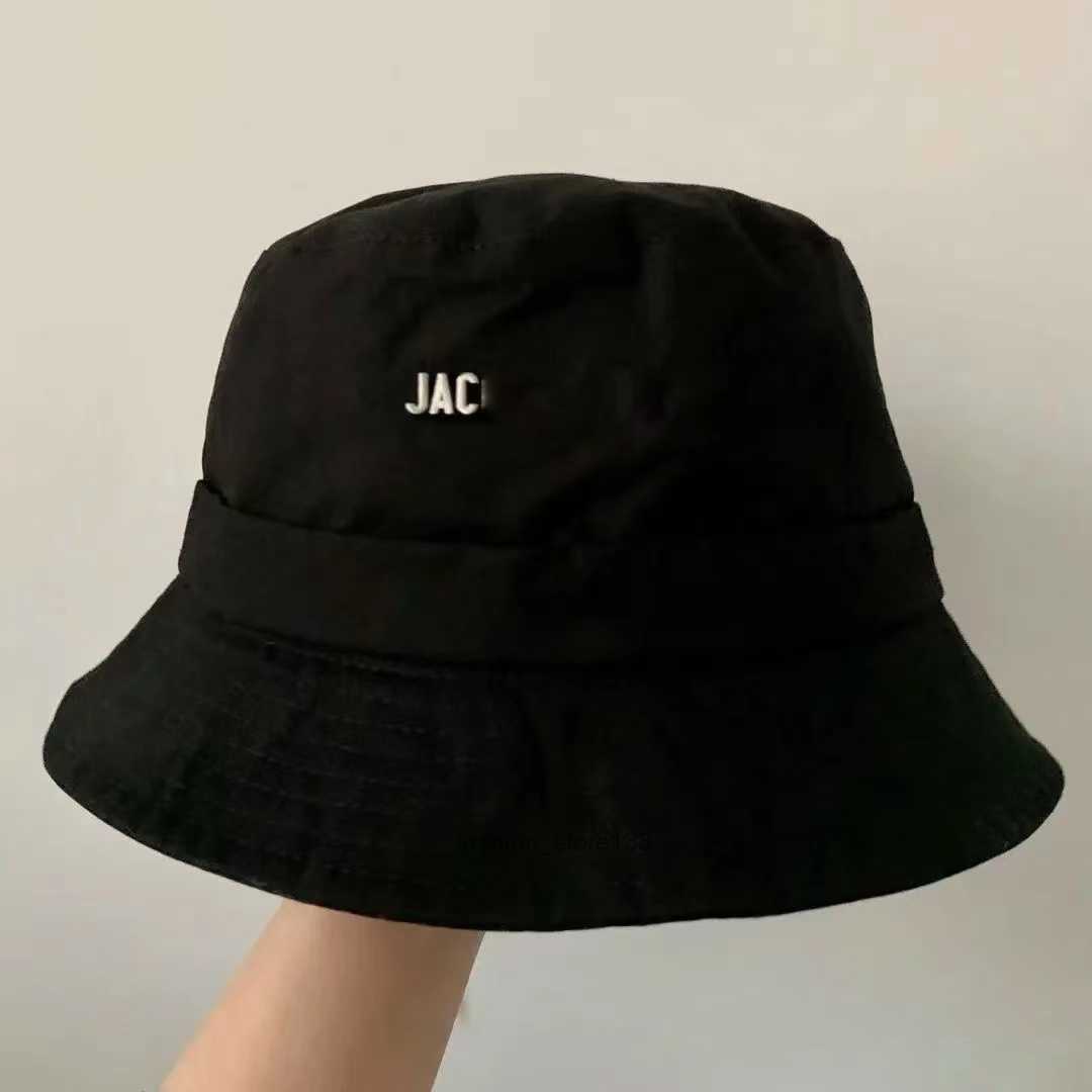 

designer Jacquem bucket hat caps for woman man Le bob Gadjo solid color hats metal letter wide brim hat, Blue