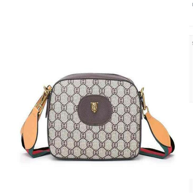 

Vintage Tiger Head Shoulder Messenger Bags Men Women Fashion Camera Waist Purse Designer Handbags with Strap Crossbody Bag, Red