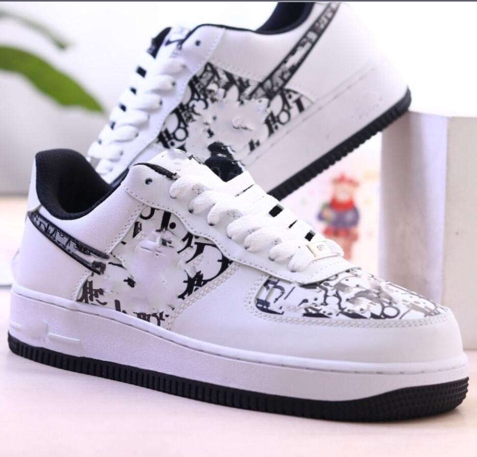 

New balck Blue University Blue Fashion Designers X 1 Low Forces Mca Mens Air One Des Chaussures Running Shoes Sneakers Off Shoes, B202