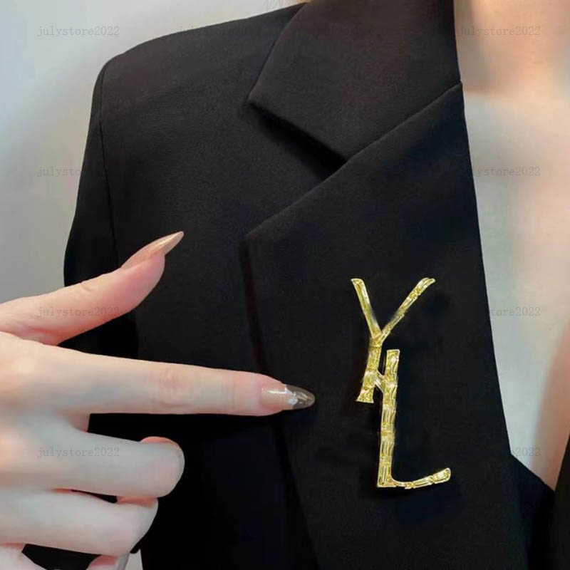 

Luxury Fashion Designer Brooch Pins Brand Gold Letter Y Brooches Pin Suit Dress Pins For Lady Specifications Designers Jewelry 4 7CM