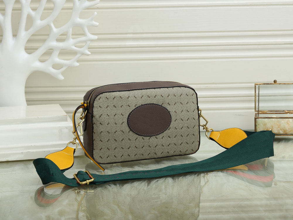 

Fashion retro tiger head one shoulder crossbody bag PU leather metal canvas shoulder strap LOGO, Dustbag