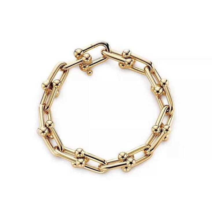 

Luxury Designers Bracelet Jewelry Women Men Temperament Bracelets Titanium Steel Hip Hop Street Neutral Fashion Charm Simplicity Couples