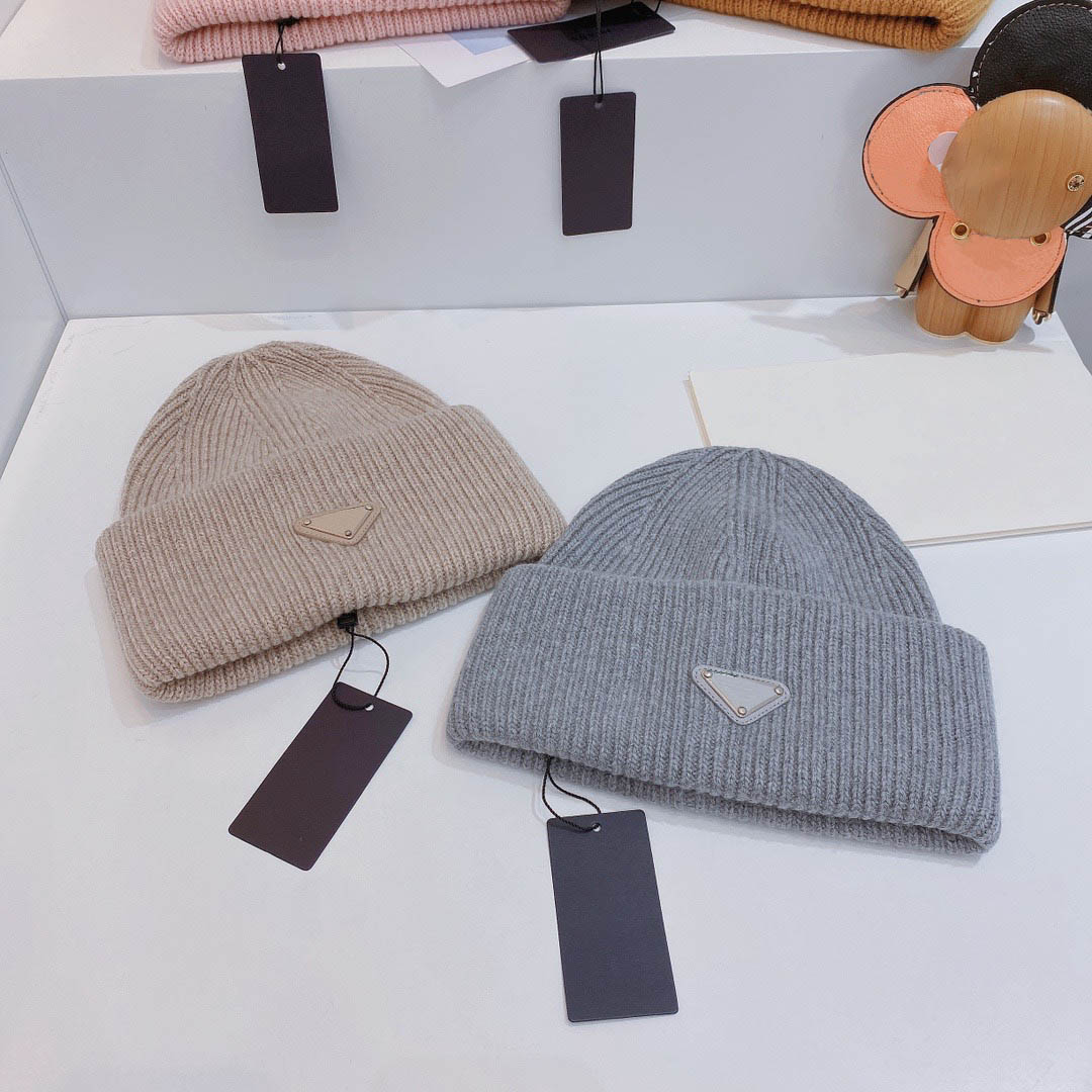 

Luxury Beanie Cap Fashion Skull Caps Winter Knitted Hat 6 Colors for Man Woman Hats, C1
