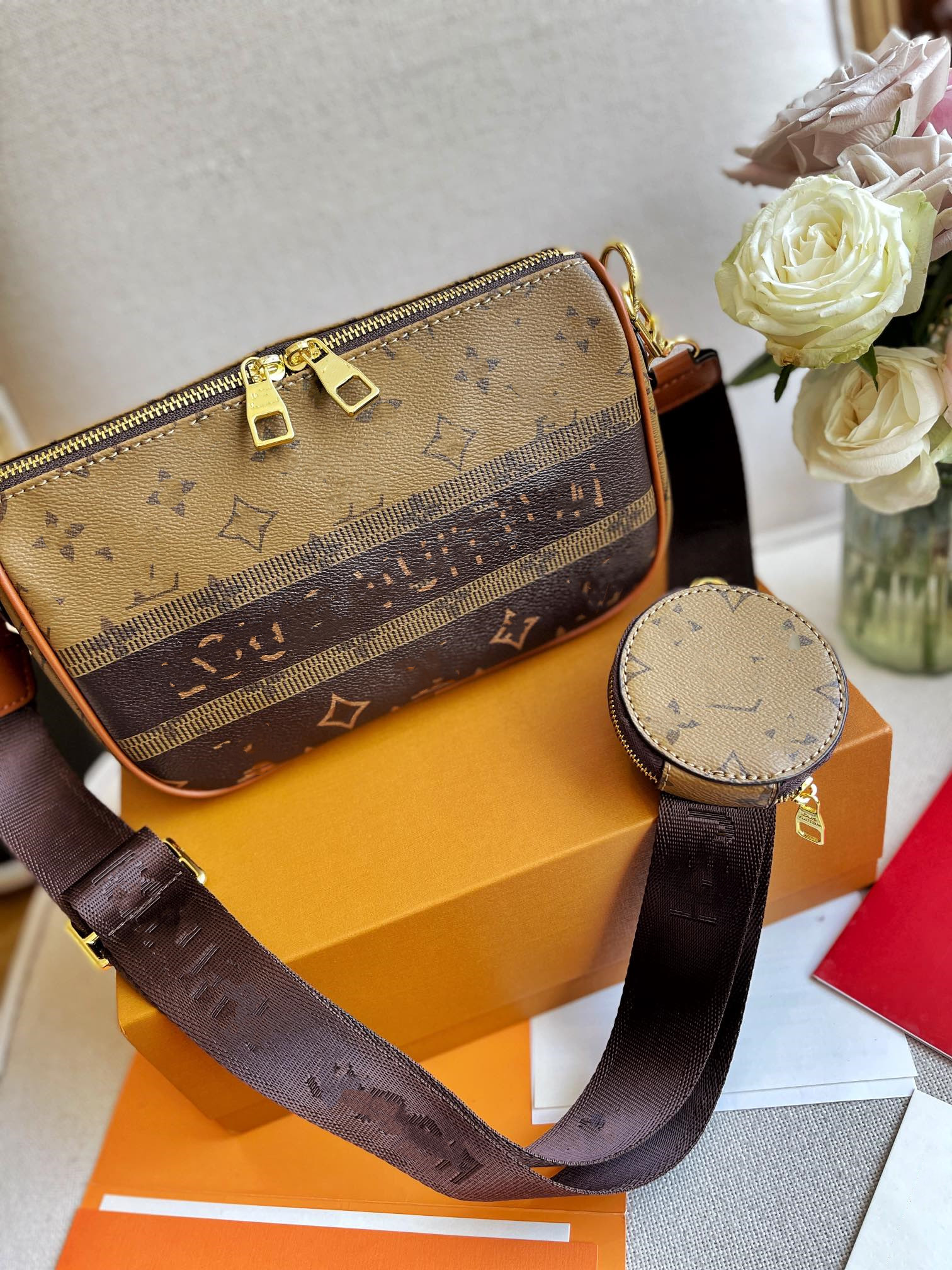 

Designers Luxury Bags For Womens Louiseity 1 Viutonity Handbags LVS Crossbody Shoulder The Tote Bag multicolour Capacity Versatile 7A High Quality wallet Q822, You can look more picture