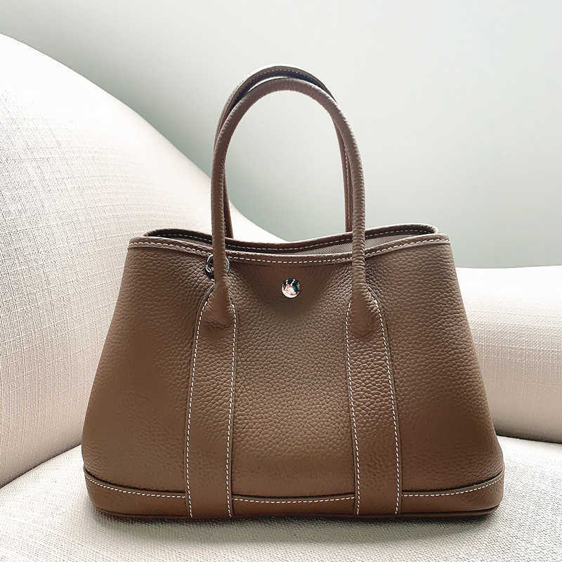 

Luxurious Designer Herme bags 2022 new top leather litchi pattern garden simple large capacity one shoulder slant cross portable mamitote, Black