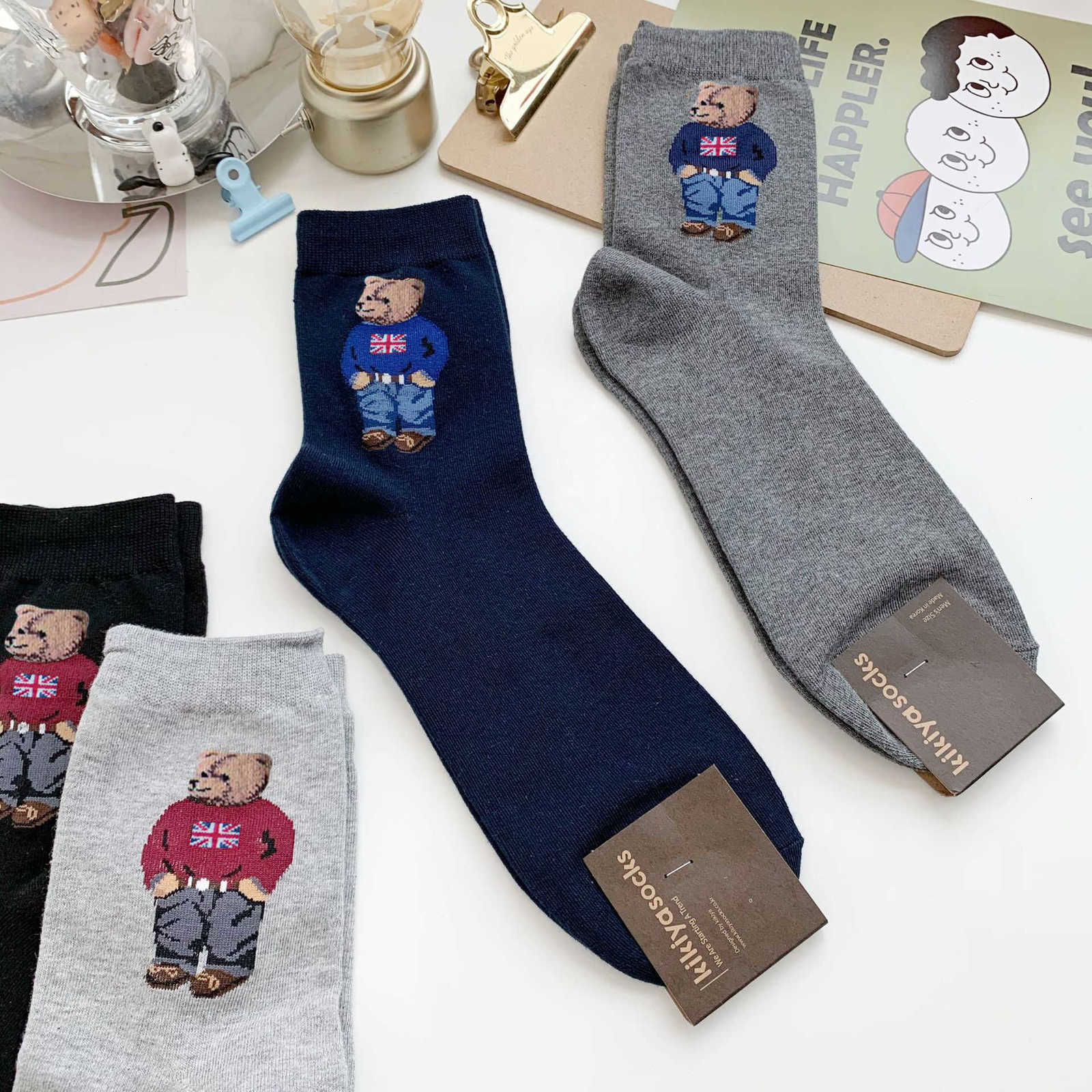Dessin animé Gentleman ours hommes coton Harajuku Skateboard chaussettes nouveauté respirant Sox cadeau de noël calcetines