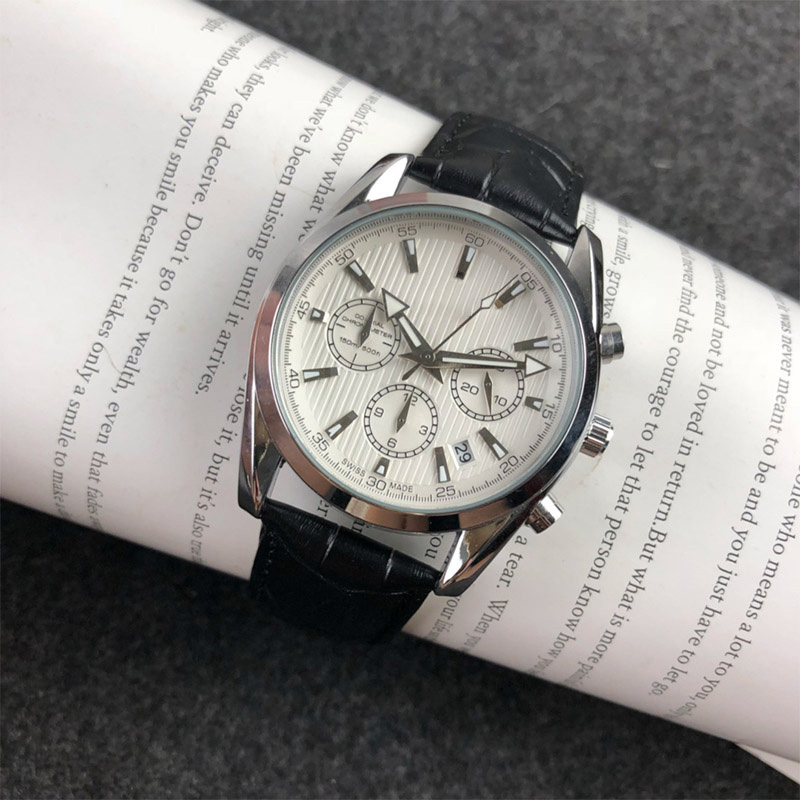 

2022 Men's luxury Quartz Watch high-end Fashion leisure multi-function Waterproof Calendar Belt Watches, A00005