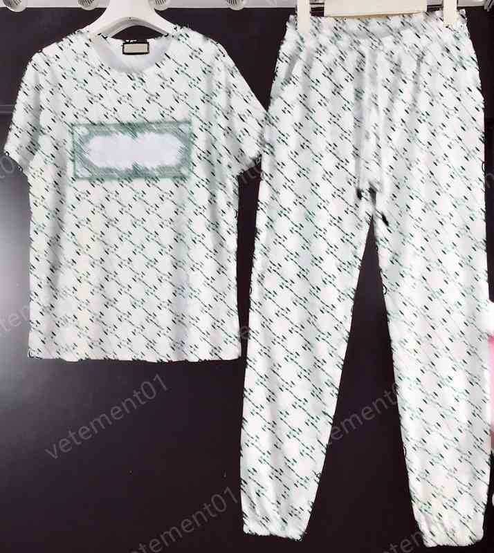 

Womens Two Piece Pants Classic Graphic Logo Print Fashion Brand Short-sleeved T-shirt And Track Pants 2 Piece Sets Luxury Designer Tracksuits