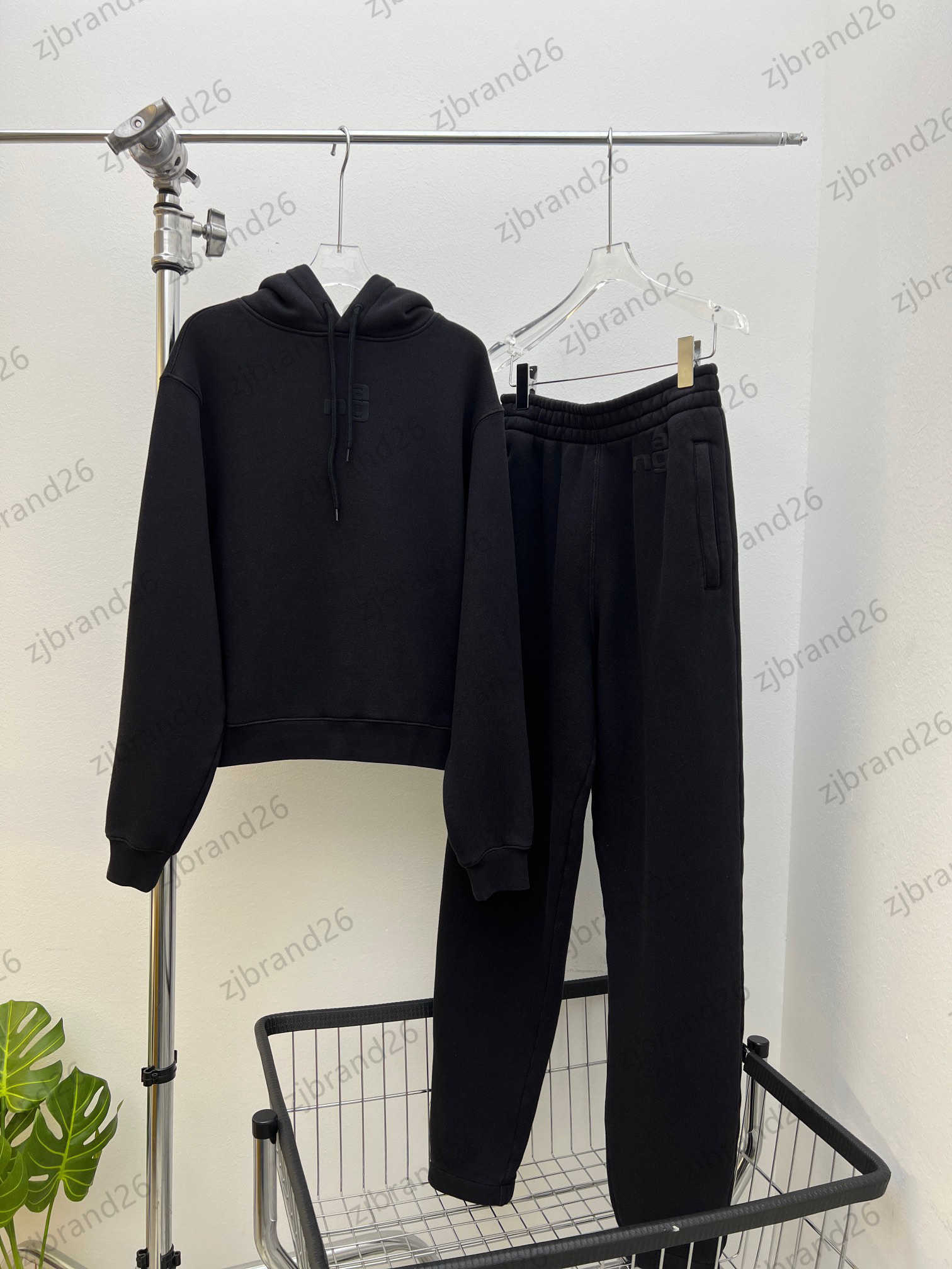 

Womens Two Piece Pants Velvet Roving Hooded Drawstring Hoodies Coat Brand Logo Printed Casual Trousers Autumn Winter Thickened Section Warm Women Apparel